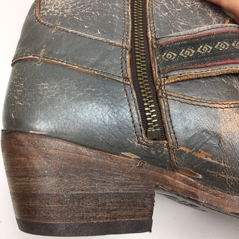 NWOB BED STÜ Gray Distressed Leather Boots - Picture 8 of 8